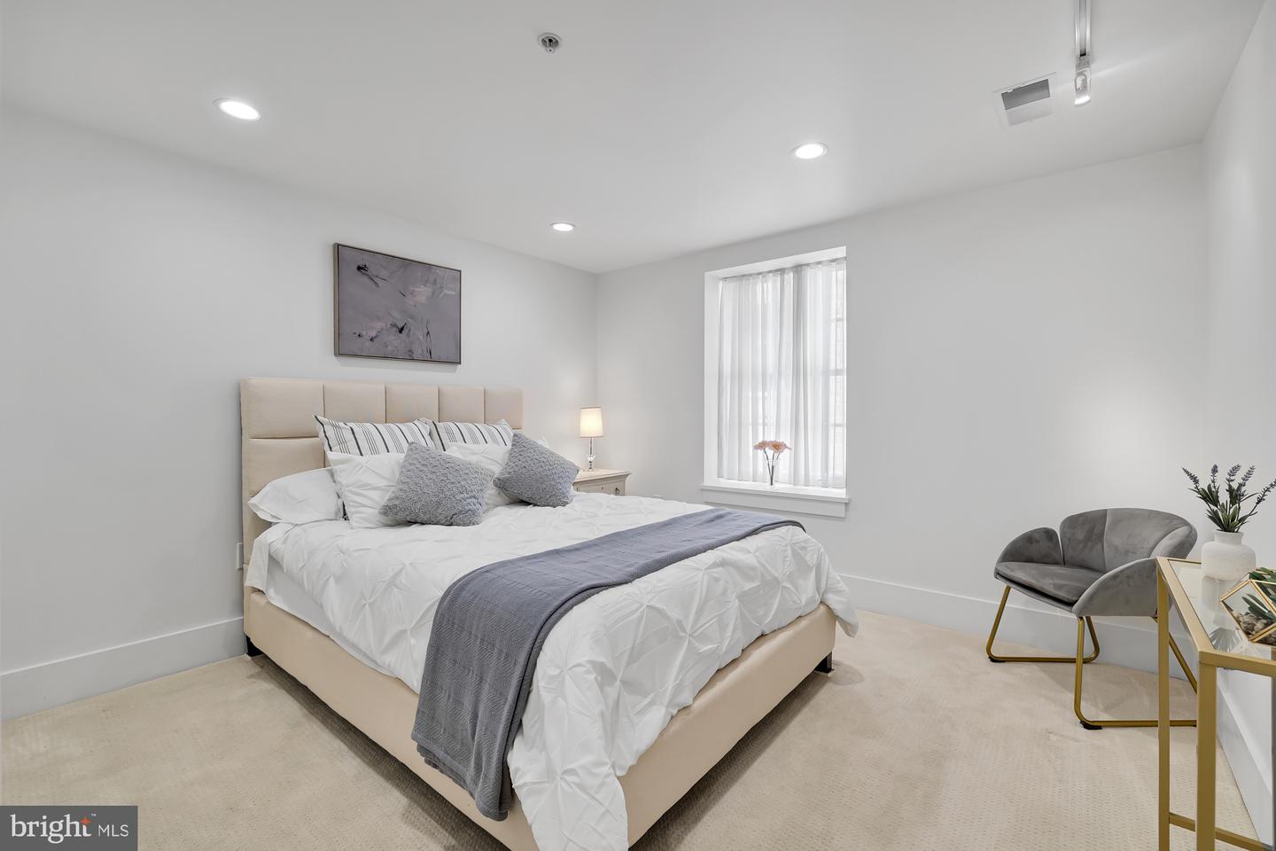 2818 CONNECTICUT AVE NW #11, WASHINGTON, District Of Columbia 20008, 1 Bedroom Bedrooms, ,1 BathroomBathrooms,Residential,For sale,2818 CONNECTICUT AVE NW #11,DCDC2166012 MLS # DCDC2166012