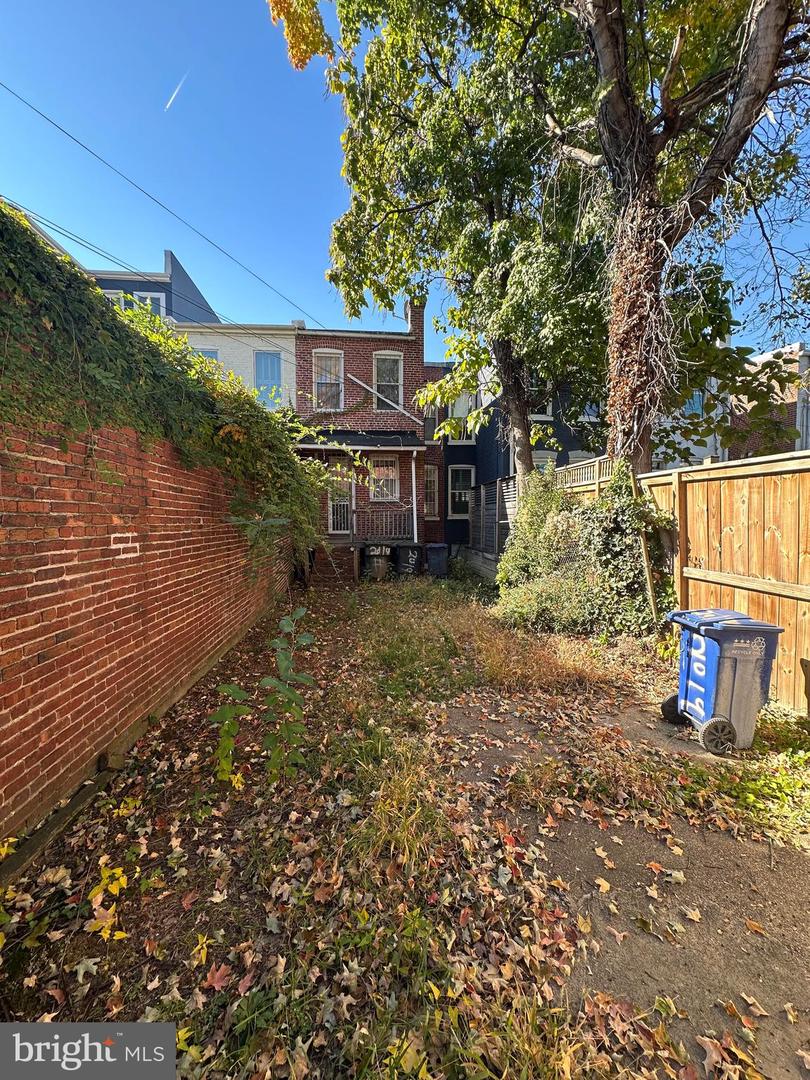 2019 FLAGLER PL NW, WASHINGTON, District Of Columbia 20001, 3 Bedrooms Bedrooms, ,1 BathroomBathrooms,Residential,For sale,2019 FLAGLER PL NW,DCDC2166034 MLS # DCDC2166034