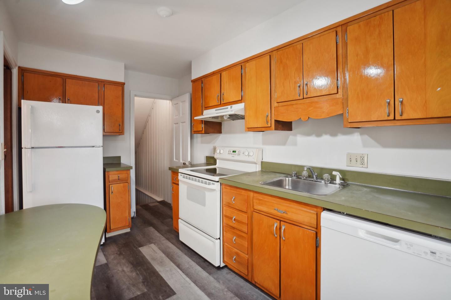 814 20TH ST NE, WASHINGTON, District Of Columbia 20002, 3 Bedrooms Bedrooms, ,1 BathroomBathrooms,Residential,For sale,814 20TH ST NE,DCDC2154560 MLS # DCDC2154560