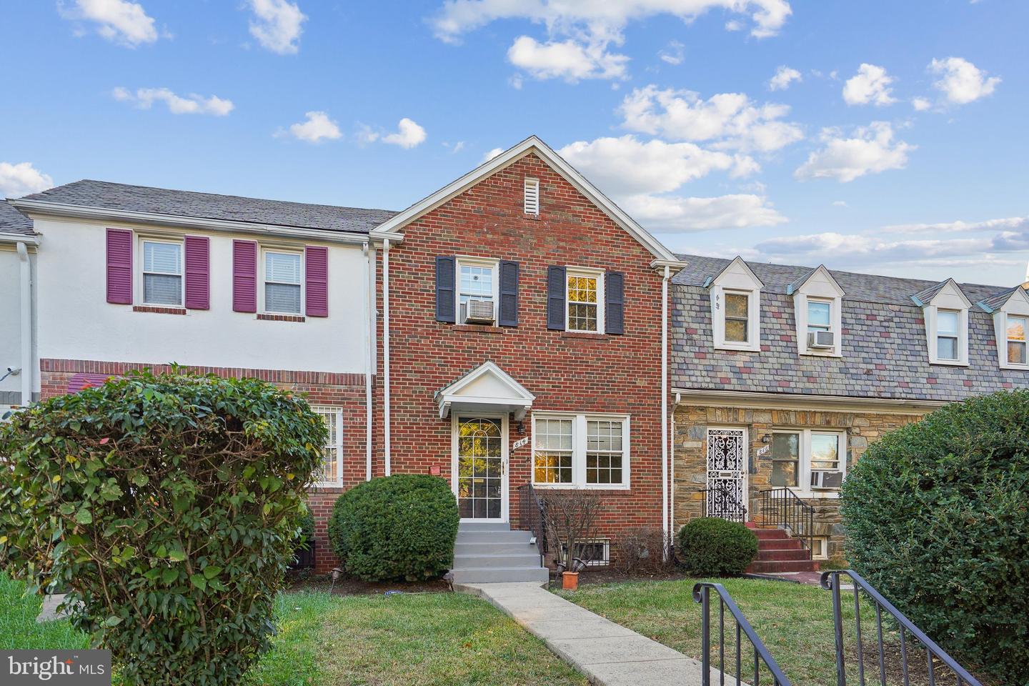 814 20TH ST NE, WASHINGTON, District Of Columbia 20002, 3 Bedrooms Bedrooms, ,1 BathroomBathrooms,Residential,For sale,814 20TH ST NE,DCDC2154560 MLS # DCDC2154560