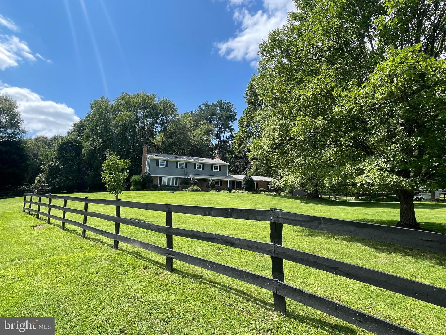 3008 FOX DEN LN, OAKTON, Virginia 22124, 4 Bedrooms Bedrooms, ,4 BathroomsBathrooms,Residential,For sale,3008 FOX DEN LN,VAFX2198860 MLS # VAFX2198860