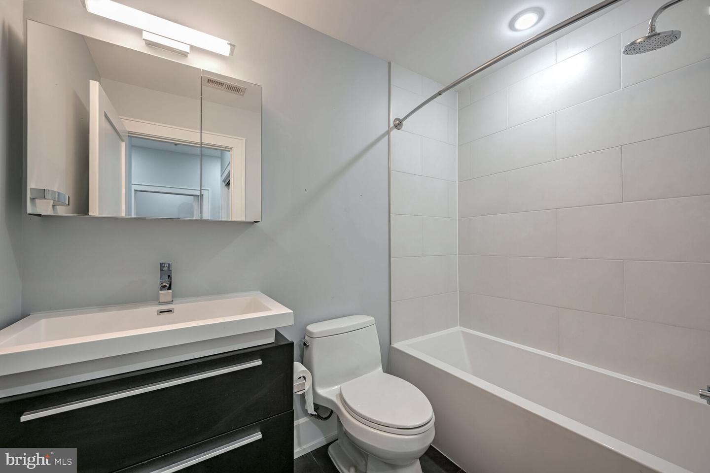 4313 NEW HAMPSHIRE AVE NW #1, WASHINGTON, District Of Columbia 20011, 2 Bedrooms Bedrooms, ,2 BathroomsBathrooms,Residential,For sale,4313 NEW HAMPSHIRE AVE NW #1,DCDC2157542 MLS # DCDC2157542