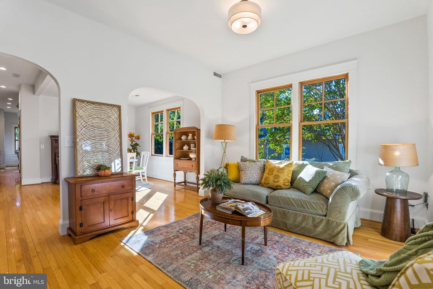 2409 DAVIS AVE, ALEXANDRIA, Virginia 22302, 5 Bedrooms Bedrooms, ,2 BathroomsBathrooms,Residential,For sale,2409 DAVIS AVE,VAAX2037772 MLS # VAAX2037772