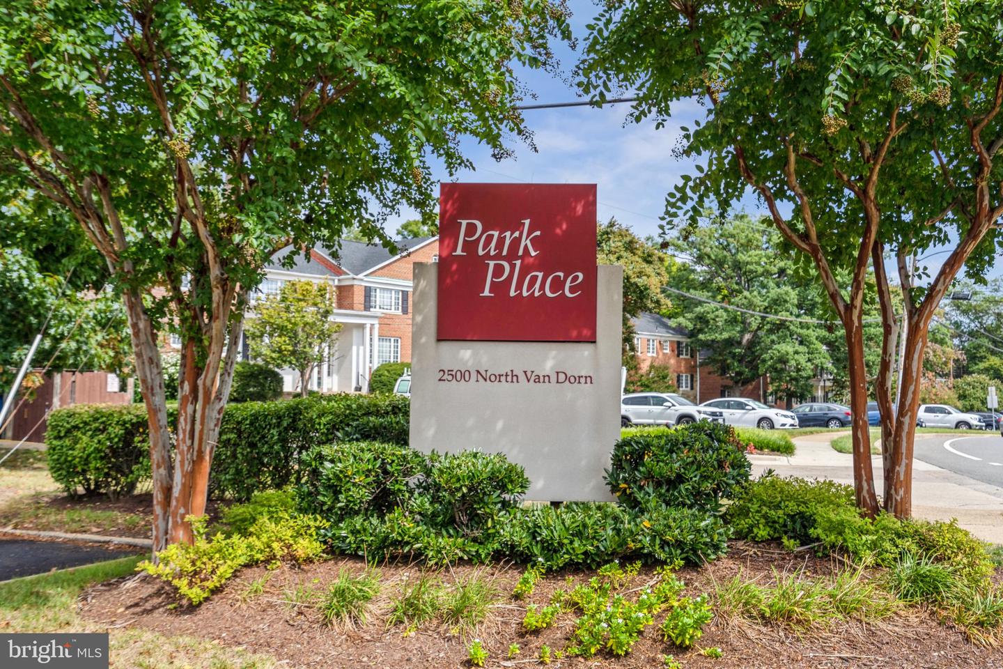 2500 N VAN DORN ST #1021, ALEXANDRIA, Virginia 22302, 2 Bedrooms Bedrooms, ,2 BathroomsBathrooms,Residential,For sale,2500 N VAN DORN ST #1021,VAAX2038174 MLS # VAAX2038174