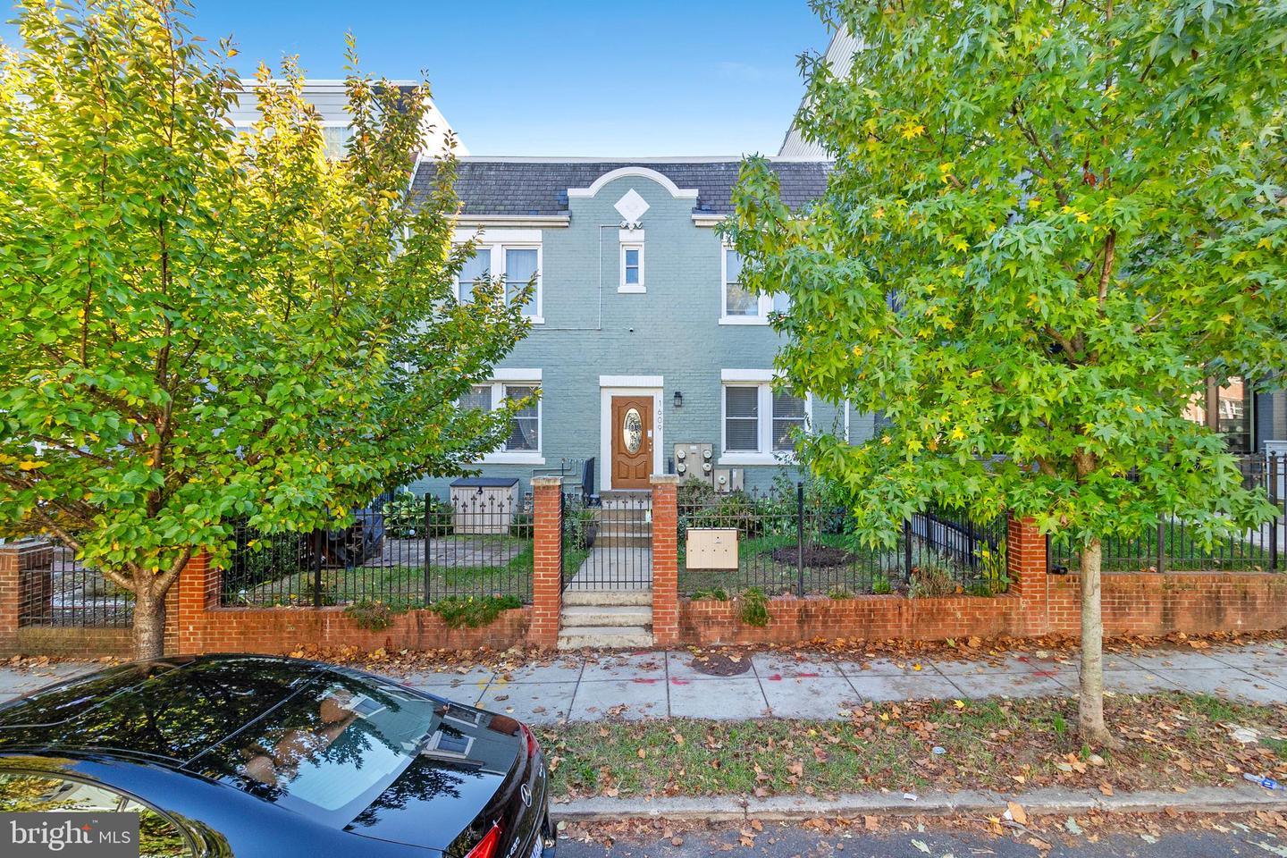 1609 ISHERWOOD ST NE #2, WASHINGTON, District Of Columbia 20002, 1 Bedroom Bedrooms, ,1 BathroomBathrooms,Residential,For sale,1609 ISHERWOOD ST NE #2,DCDC2163392 MLS # DCDC2163392