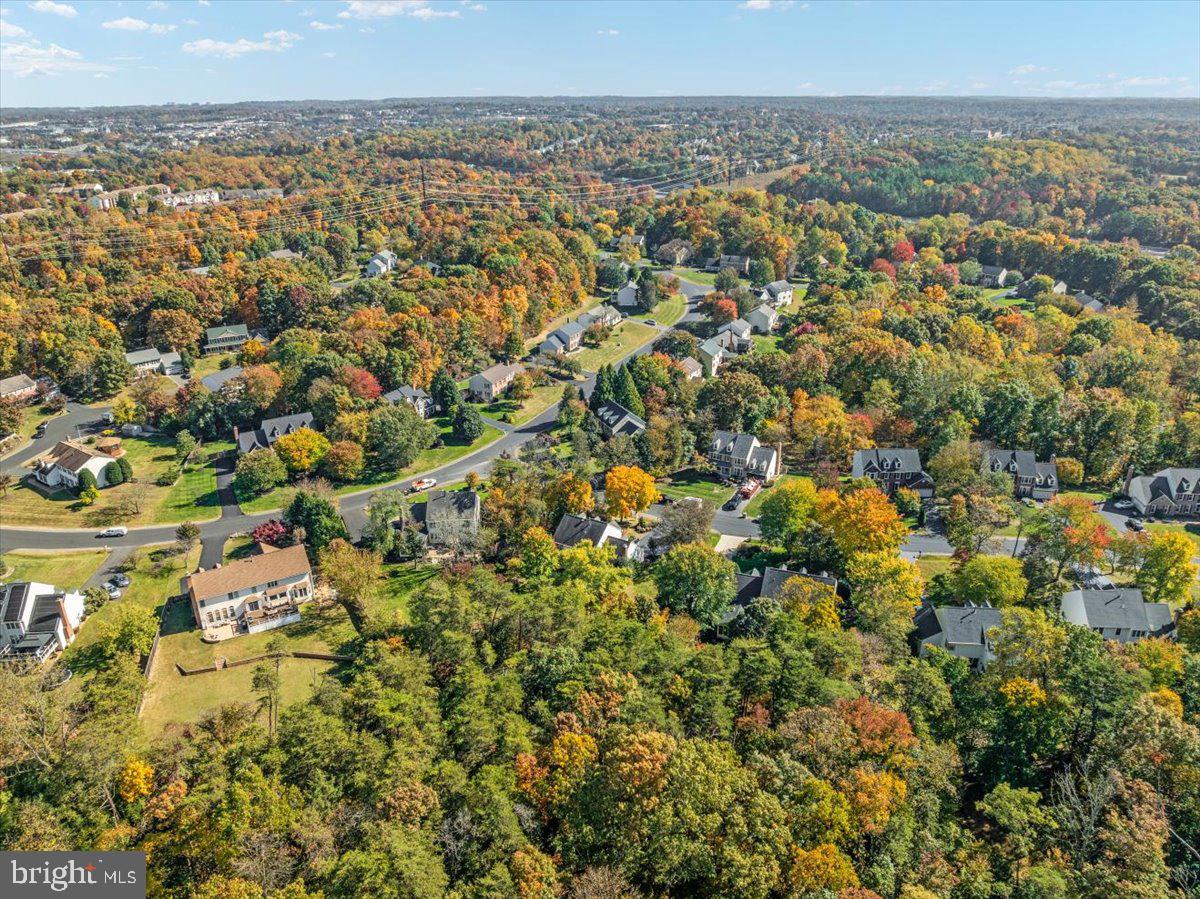 6702 JADE POST LN, CENTREVILLE, Virginia 20121, 4 Bedrooms Bedrooms, ,2 BathroomsBathrooms,Residential,For sale,6702 JADE POST LN,VAFX2205838 MLS # VAFX2205838