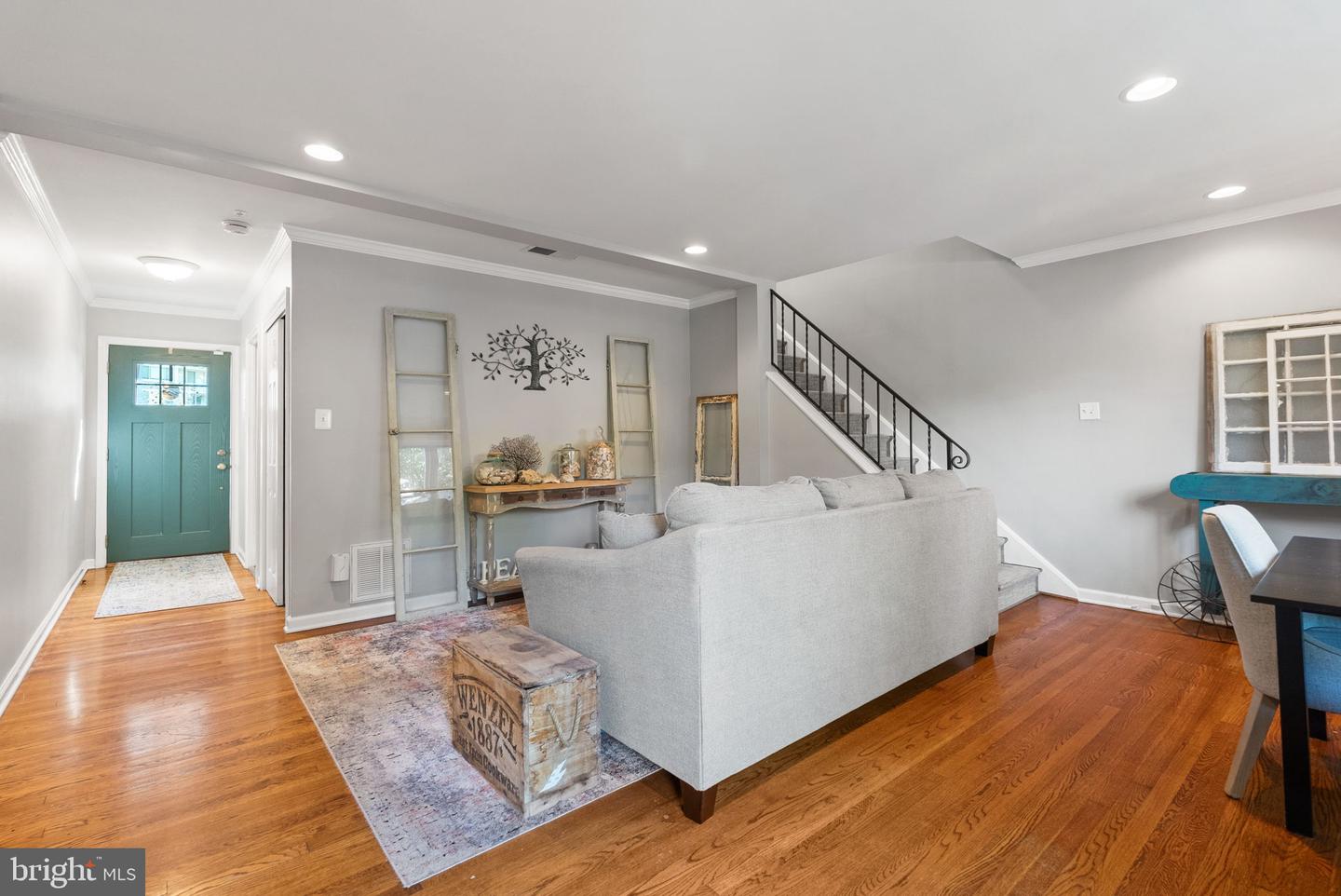 3112 LANDOVER ST, ALEXANDRIA, Virginia 22305, 3 Bedrooms Bedrooms, ,2 BathroomsBathrooms,Residential,For sale,3112 LANDOVER ST,VAAX2038802 MLS # VAAX2038802