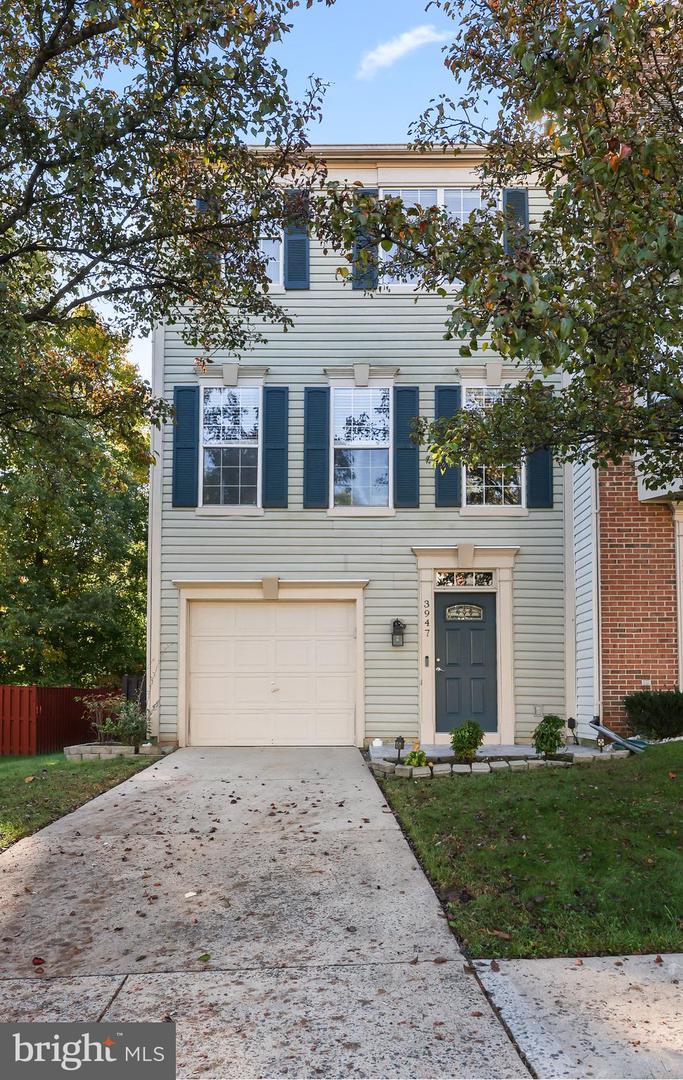 3947 BRICKERT PL, WOODBRIDGE, Virginia 22192, 3 Bedrooms Bedrooms, ,2 BathroomsBathrooms,Residential,For sale,3947 BRICKERT PL,VAPW2081716 MLS # VAPW2081716