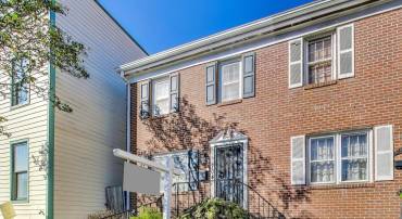 704 N PATRICK ST, ALEXANDRIA, Virginia 22314, 3 Bedrooms Bedrooms, ,2 BathroomsBathrooms,Residential,For sale,704 N PATRICK ST,VAAX2039048 MLS # VAAX2039048