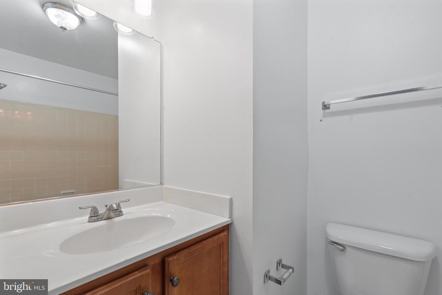 1783 JONATHAN WAY #1783-L, RESTON, Virginia 20190, 2 Bedrooms Bedrooms, 4 Rooms Rooms,2 BathroomsBathrooms,Residential,For sale,1783 JONATHAN WAY #1783-L,VAFX2207228 MLS # VAFX2207228