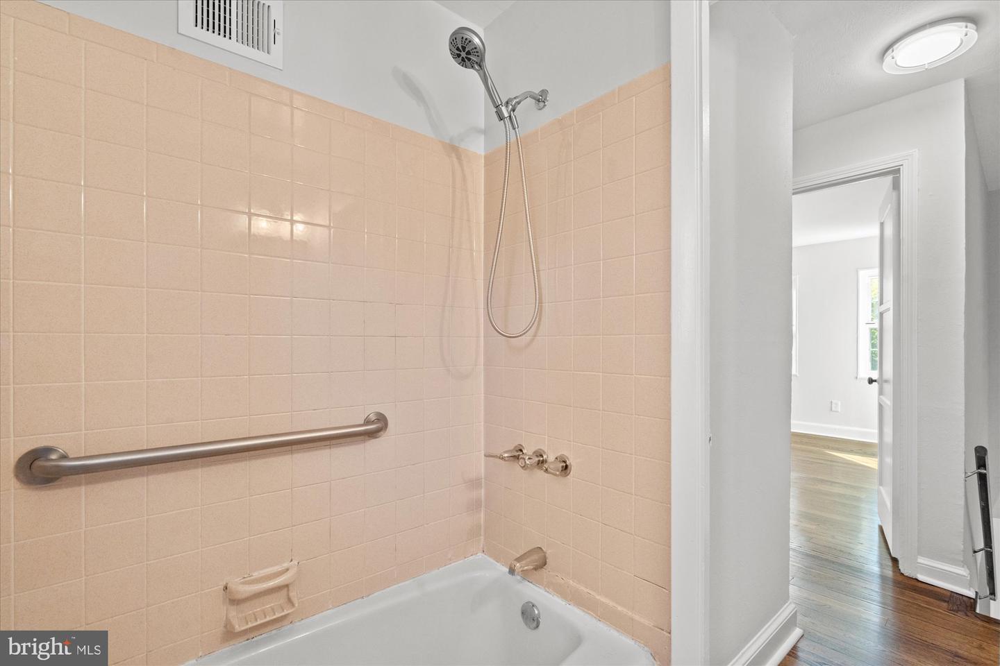 1309 ORONOCO ST, ALEXANDRIA, Virginia 22314, 2 Bedrooms Bedrooms, ,1 BathroomBathrooms,Residential,For sale,1309 ORONOCO ST,VAAX2039056 MLS # VAAX2039056