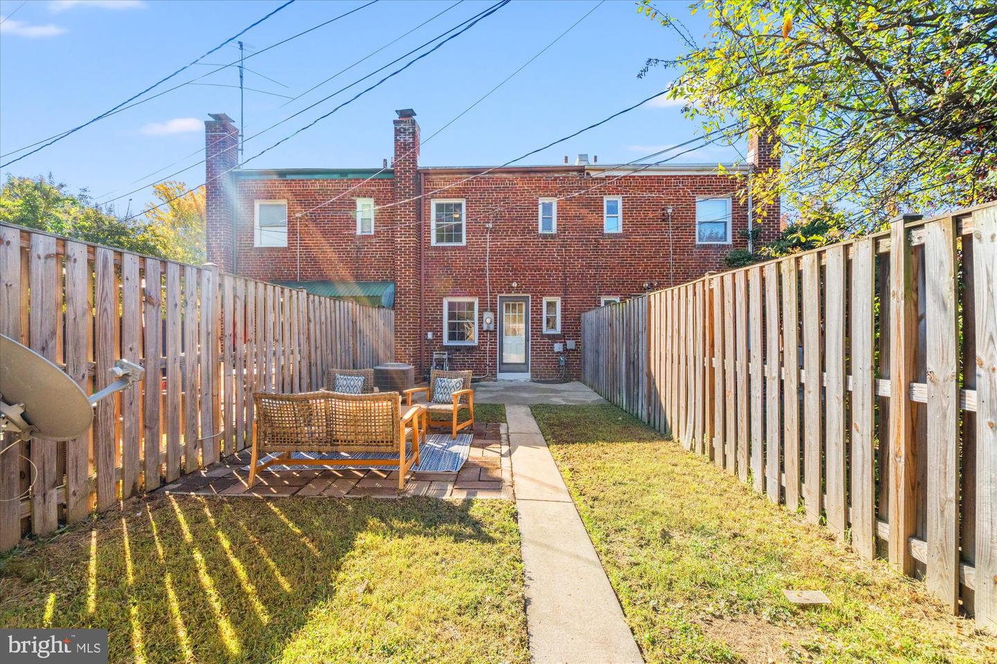 1309 ORONOCO ST, ALEXANDRIA, Virginia 22314, 2 Bedrooms Bedrooms, ,1 BathroomBathrooms,Residential,For sale,1309 ORONOCO ST,VAAX2039056 MLS # VAAX2039056