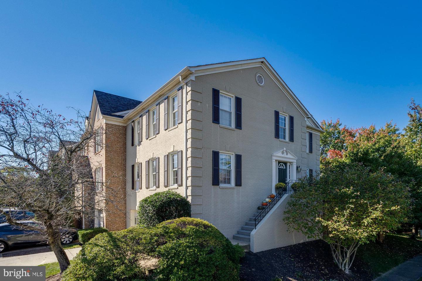 2000 GALLOWS TREE CT, VIENNA, Virginia 22182, 3 Bedrooms Bedrooms, ,2 BathroomsBathrooms,Residential,For sale,2000 GALLOWS TREE CT,VAFX2207248 MLS # VAFX2207248