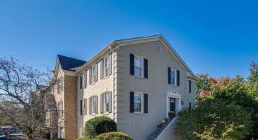 2000 GALLOWS TREE CT, VIENNA, Virginia 22182, 3 Bedrooms Bedrooms, ,2 BathroomsBathrooms,Residential,For sale,2000 GALLOWS TREE CT,VAFX2207248 MLS # VAFX2207248