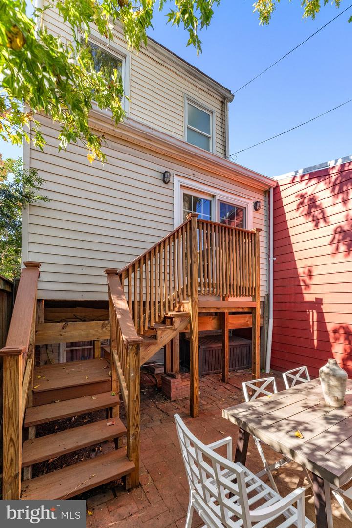 124 6TH ST SE, WASHINGTON, District Of Columbia 20003, 3 Bedrooms Bedrooms, ,2 BathroomsBathrooms,Residential,For sale,124 6TH ST SE,DCDC2166054 MLS # DCDC2166054