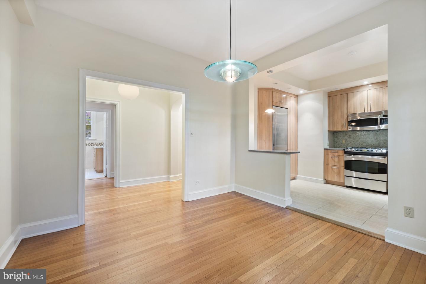 3041 SEDGWICK ST NW #102D, WASHINGTON, District Of Columbia 20008, 2 Bedrooms Bedrooms, ,1 BathroomBathrooms,Residential,For sale,3041 SEDGWICK ST NW #102D,DCDC2166056 MLS # DCDC2166056