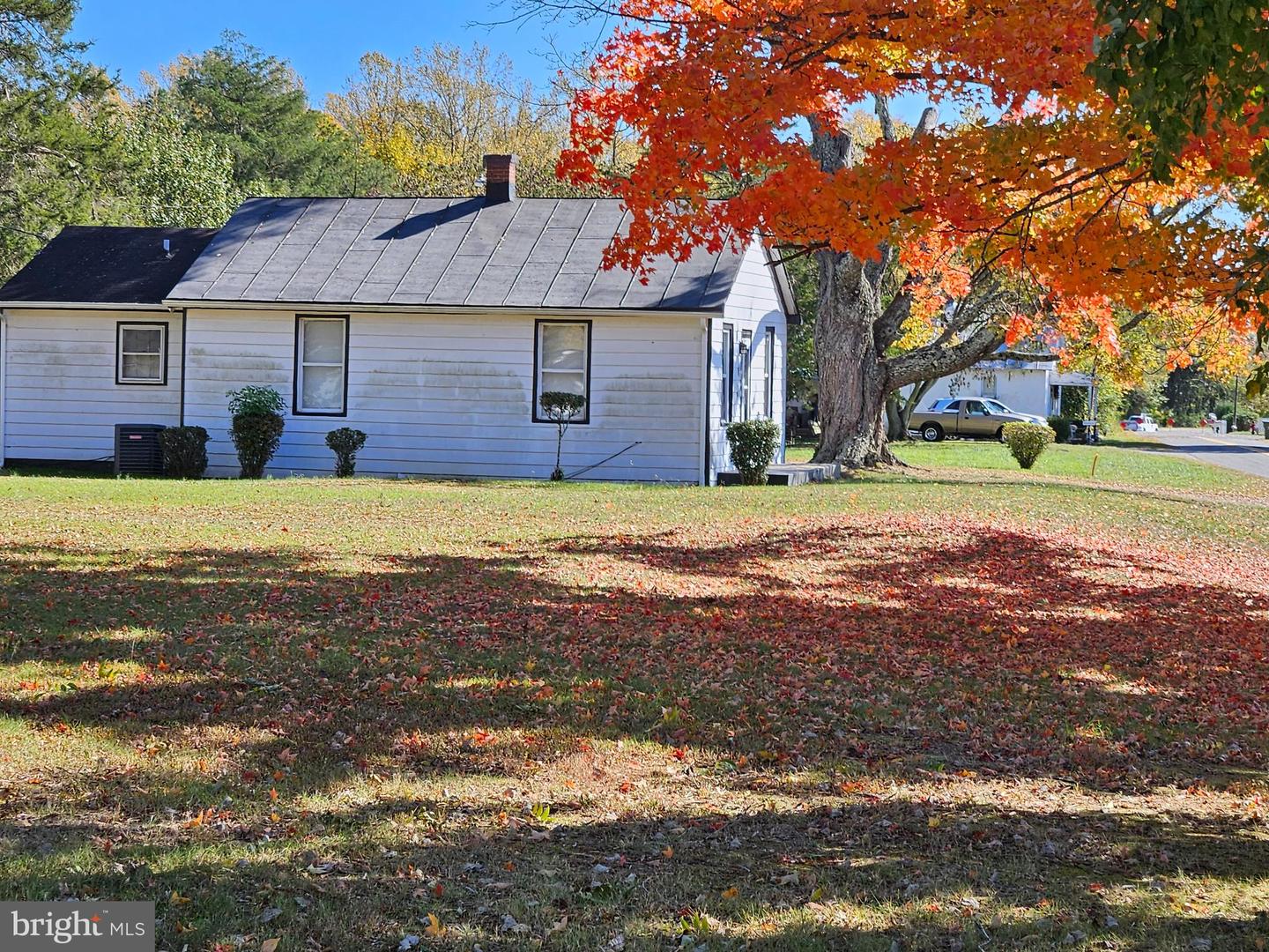 16494 RICHMOND TPKE, BOWLING GREEN, Virginia 22427, 3 Bedrooms Bedrooms, ,2 BathroomsBathrooms,Residential,For sale,16494 RICHMOND TPKE,VACV2006924 MLS # VACV2006924