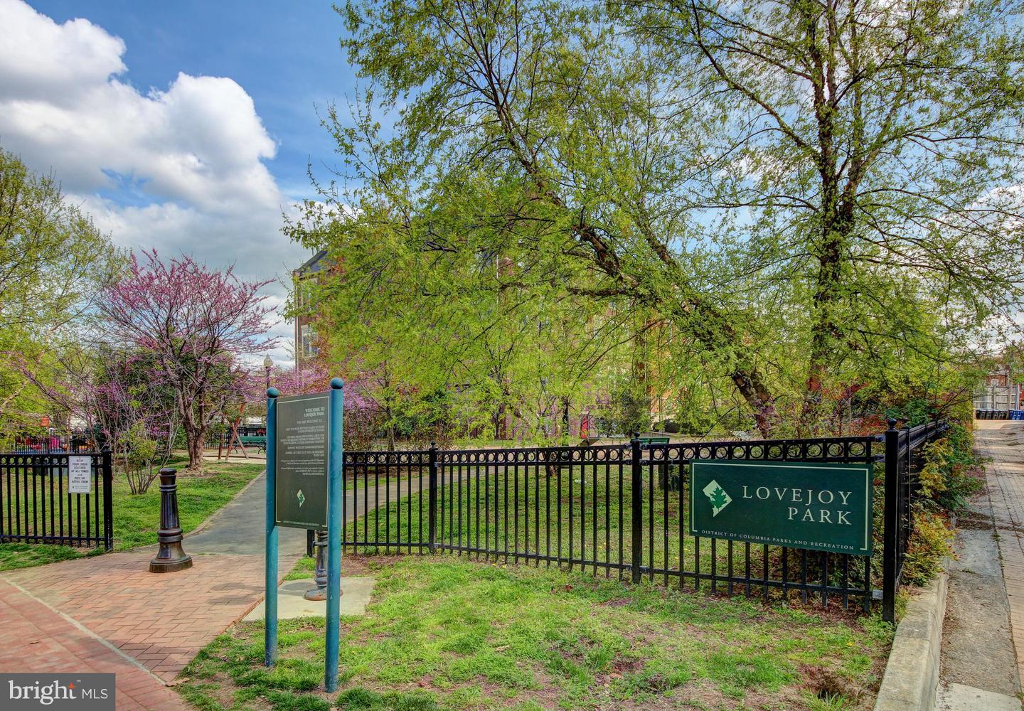 213 WARREN ST NE, WASHINGTON, District Of Columbia 20002, 2 Bedrooms Bedrooms, ,1 BathroomBathrooms,Residential,For sale,213 WARREN ST NE,DCDC2161168 MLS # DCDC2161168