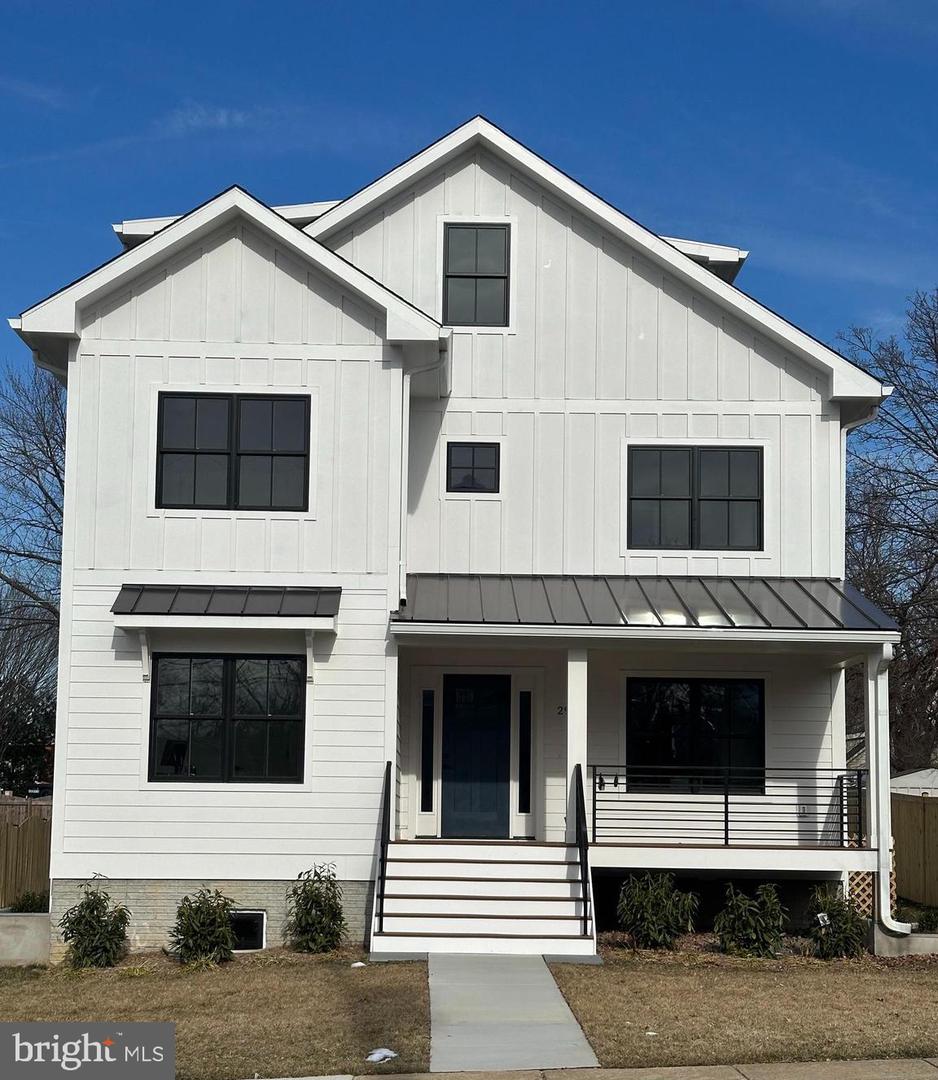 2917 18TH ST S, ARLINGTON, Virginia 22204, 6 Bedrooms Bedrooms, ,5 BathroomsBathrooms,Residential,For sale,2917 18TH ST S,VAAR2049944 MLS # VAAR2049944