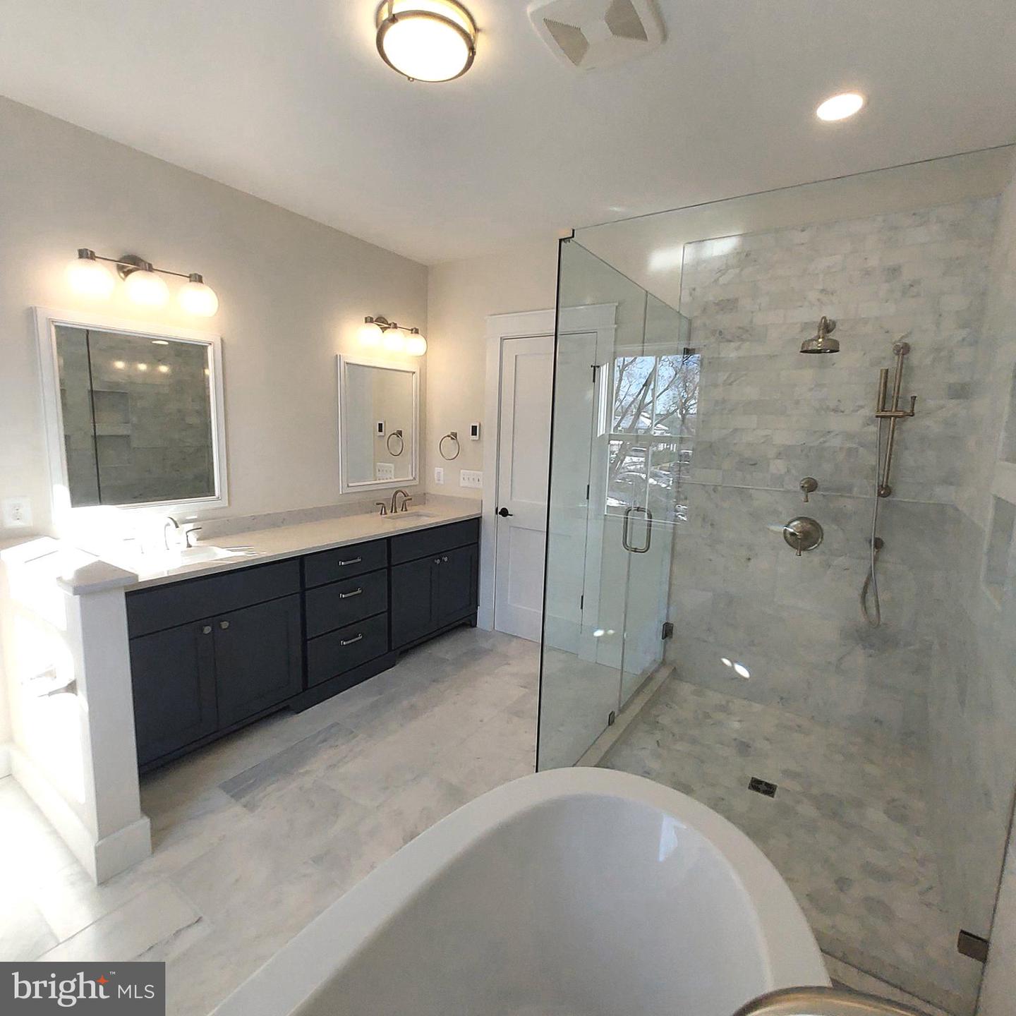 2917 18TH ST S, ARLINGTON, Virginia 22204, 6 Bedrooms Bedrooms, ,5 BathroomsBathrooms,Residential,For sale,2917 18TH ST S,VAAR2049944 MLS # VAAR2049944