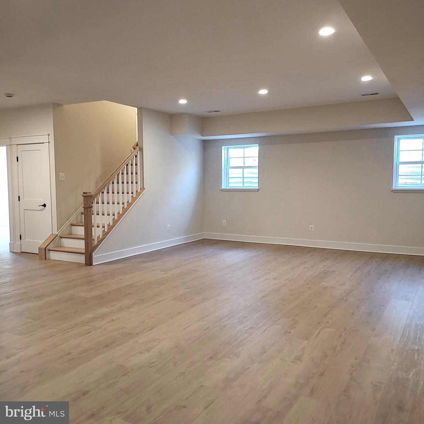 2917 18TH ST S, ARLINGTON, Virginia 22204, 6 Bedrooms Bedrooms, ,5 BathroomsBathrooms,Residential,For sale,2917 18TH ST S,VAAR2049944 MLS # VAAR2049944
