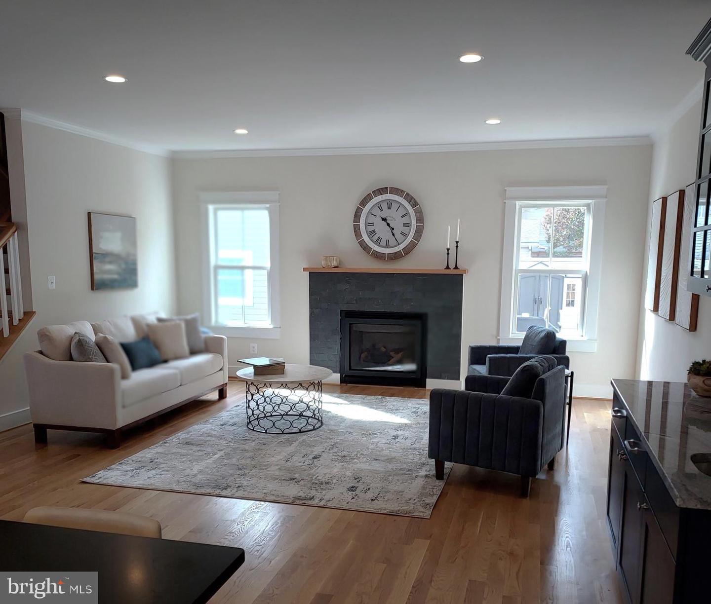 2917 18TH ST S, ARLINGTON, Virginia 22204, 6 Bedrooms Bedrooms, ,5 BathroomsBathrooms,Residential,For sale,2917 18TH ST S,VAAR2049944 MLS # VAAR2049944