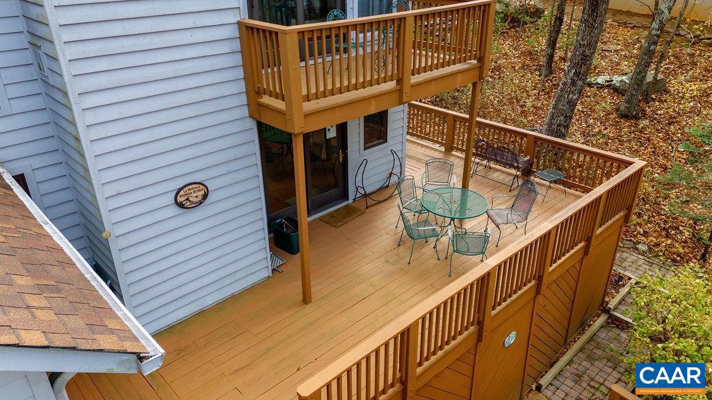 462 EAST CATOCTIN DR, WINTERGREEN, Virginia 22967, 6 Bedrooms Bedrooms, ,3 BathroomsBathrooms,Residential,For sale,462 EAST CATOCTIN DR,658037 MLS # 658037