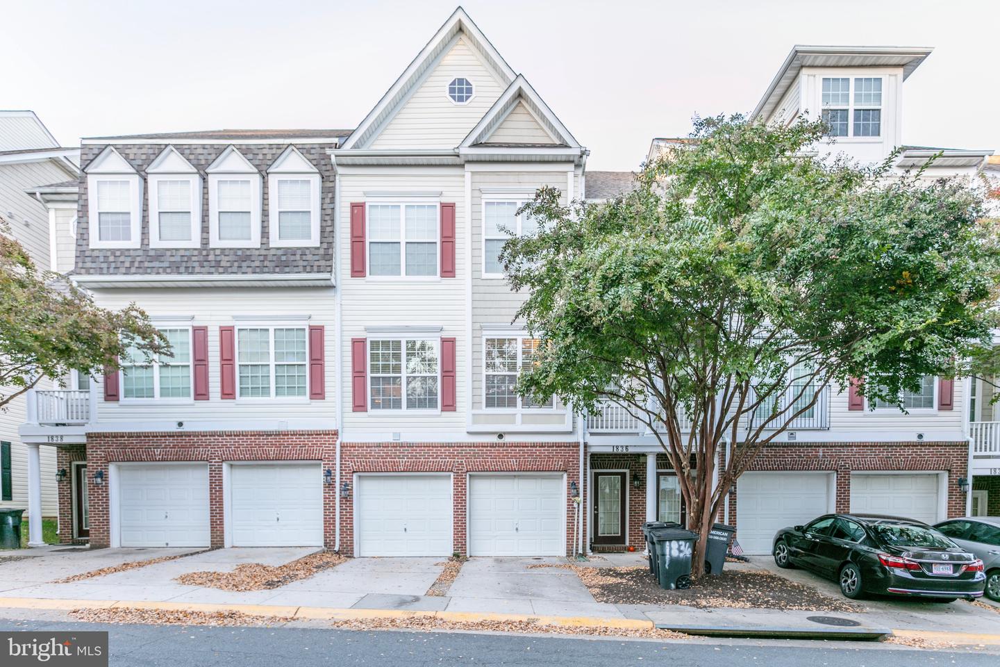 1836 CEDAR COVE WAY #101, WOODBRIDGE, Virginia 22191, 3 Bedrooms Bedrooms, ,2 BathroomsBathrooms,Residential,For sale,1836 CEDAR COVE WAY #101,VAPW2081912 MLS # VAPW2081912