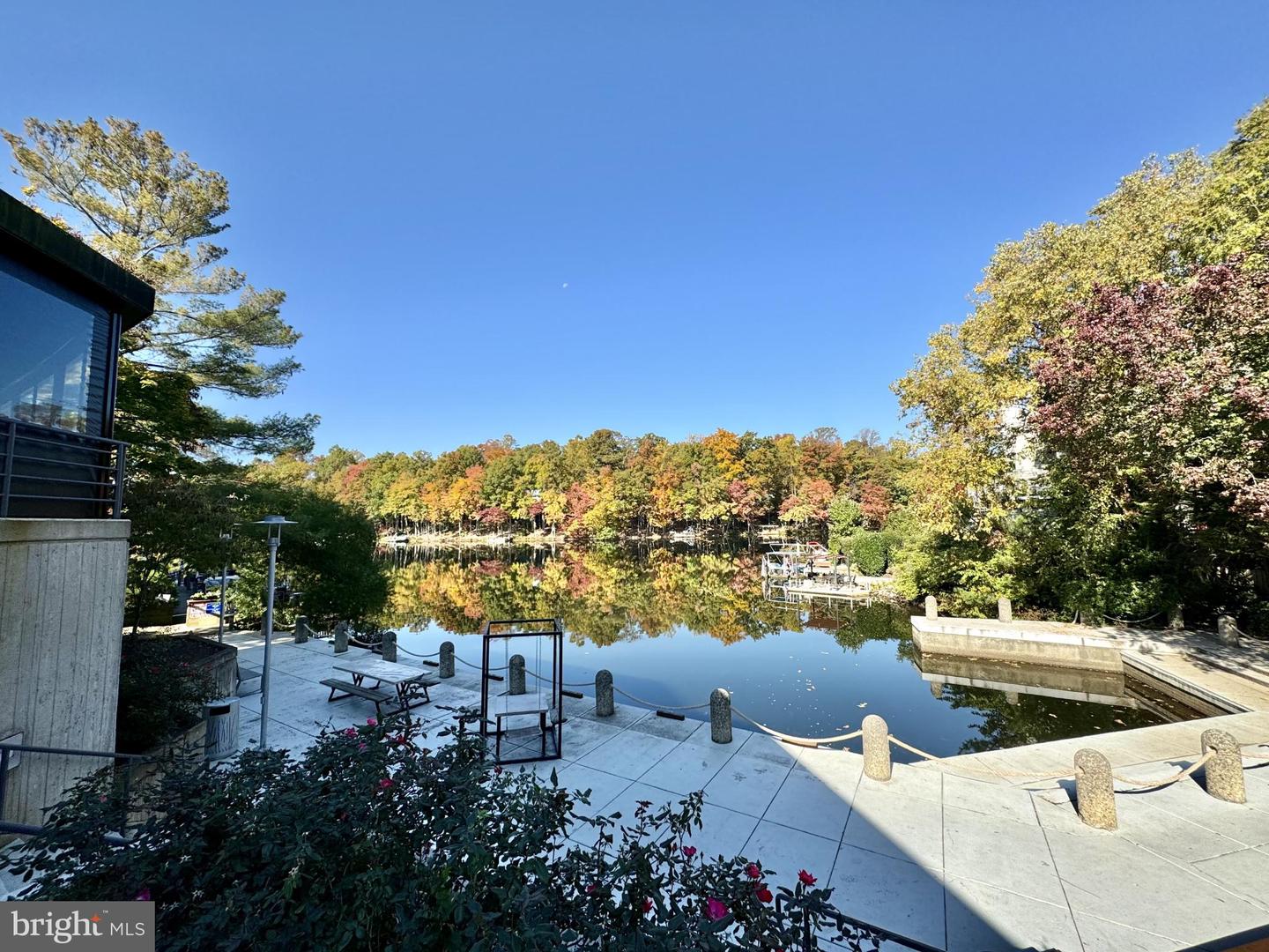 2120 GREEN WATCH WAY #201, RESTON, Virginia 20191, 2 Bedrooms Bedrooms, ,2 BathroomsBathrooms,Residential,For sale,2120 GREEN WATCH WAY #201,VAFX2207634 MLS # VAFX2207634