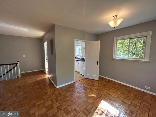 3318 CORYELL LN, ALEXANDRIA, Virginia 22302, 1 Bedroom Bedrooms, ,1 BathroomBathrooms,Residential,For sale,3318 CORYELL LN,VAAX2039118 MLS # VAAX2039118