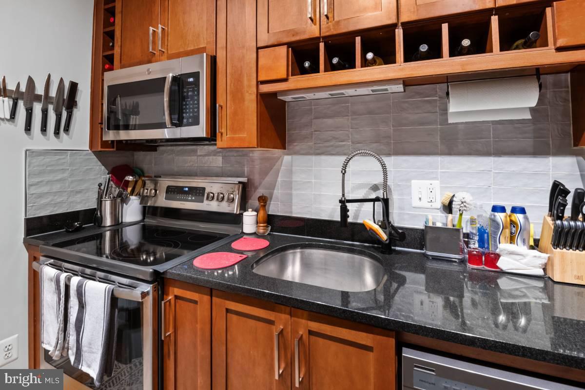 1363 K ST SE #D, WASHINGTON, District Of Columbia 20003, 1 Bedroom Bedrooms, ,1 BathroomBathrooms,Residential,For sale,1363 K ST SE #D,DCDC2166224 MLS # DCDC2166224