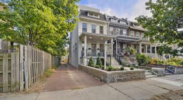 424 TAYLOR ST. NW #2, WASHINGTON, District Of Columbia 20011, 3 Bedrooms Bedrooms, ,2 BathroomsBathrooms,Residential,For sale,424 TAYLOR ST. NW #2,DCDC2146858 MLS # DCDC2146858