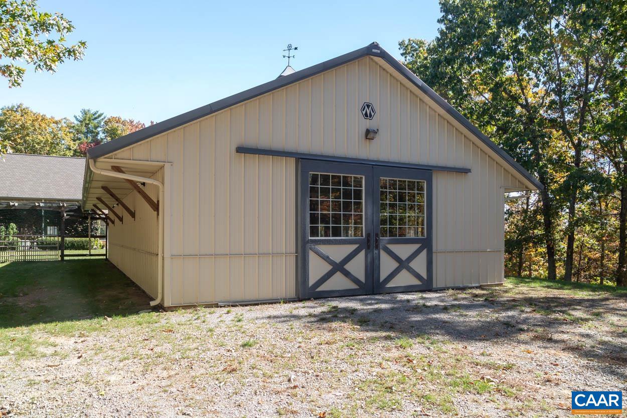 2131 WAKE FOREST RD, BLACKSBURG, Virginia 24060, 4 Bedrooms Bedrooms, ,3 BathroomsBathrooms,Residential,For sale,2131 WAKE FOREST RD,658156 MLS # 658156