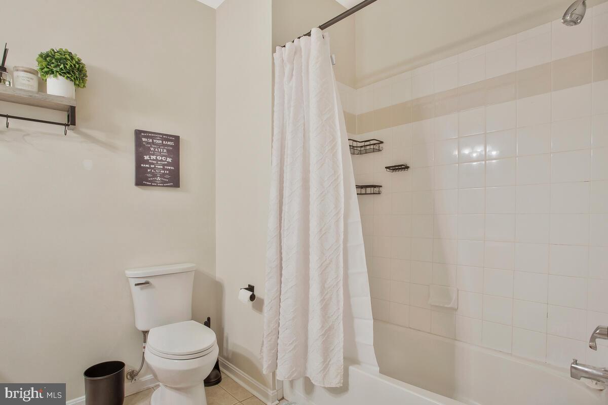 4860 EISENHOWER AVE #276, ALEXANDRIA, Virginia 22304, 2 Bedrooms Bedrooms, ,2 BathroomsBathrooms,Residential,For sale,4860 EISENHOWER AVE #276,VAAX2039146 MLS # VAAX2039146