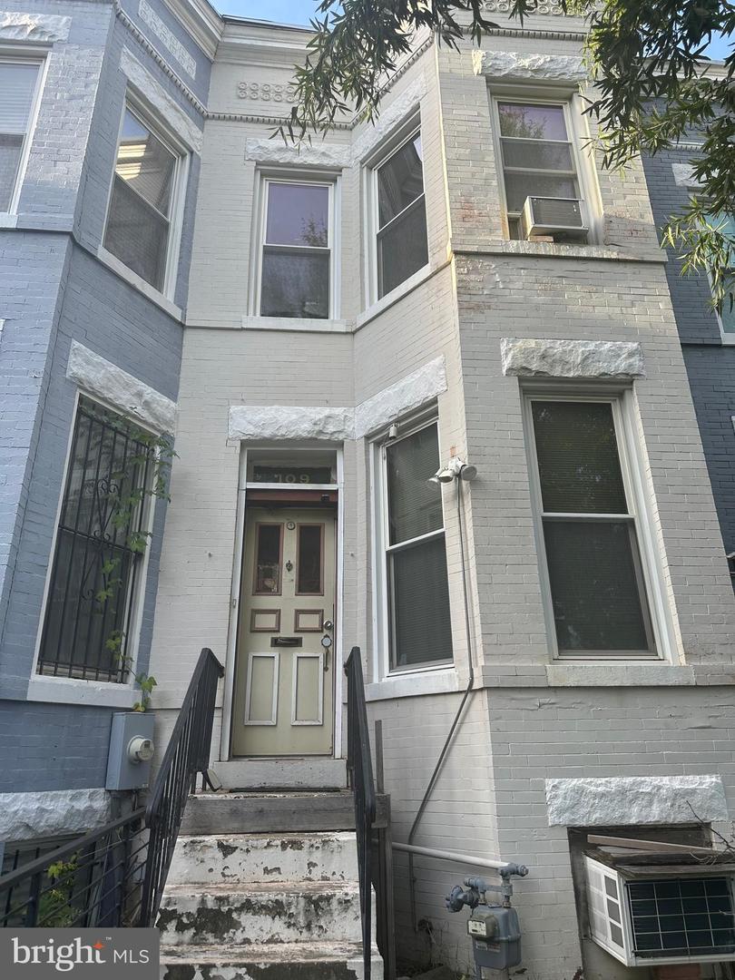 109 P ST NW, WASHINGTON, District Of Columbia 20001, 3 Bedrooms Bedrooms, ,2 BathroomsBathrooms,Residential,For sale,109 P ST NW,DCDC2157506 MLS # DCDC2157506