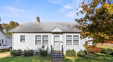 409 WALLACE ST, FREDERICKSBURG, Virginia 22401, 2 Bedrooms Bedrooms, ,1 BathroomBathrooms,Residential,For sale,409 WALLACE ST,VAFB2006962 MLS # VAFB2006962