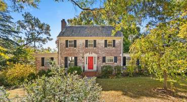 1901 BELLE HAVEN RD, ALEXANDRIA, Virginia 22307, 4 Bedrooms Bedrooms, ,3 BathroomsBathrooms,Residential,For sale,1901 BELLE HAVEN RD,VAFX2207446 MLS # VAFX2207446