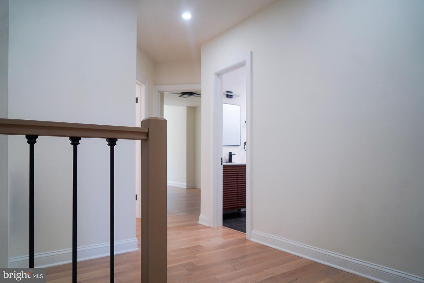 5108 N CAPITOL ST NW, WASHINGTON, District Of Columbia 20011, 4 Bedrooms Bedrooms, ,4 BathroomsBathrooms,Residential,For sale,5108 N CAPITOL ST NW,DCDC2166022 MLS # DCDC2166022