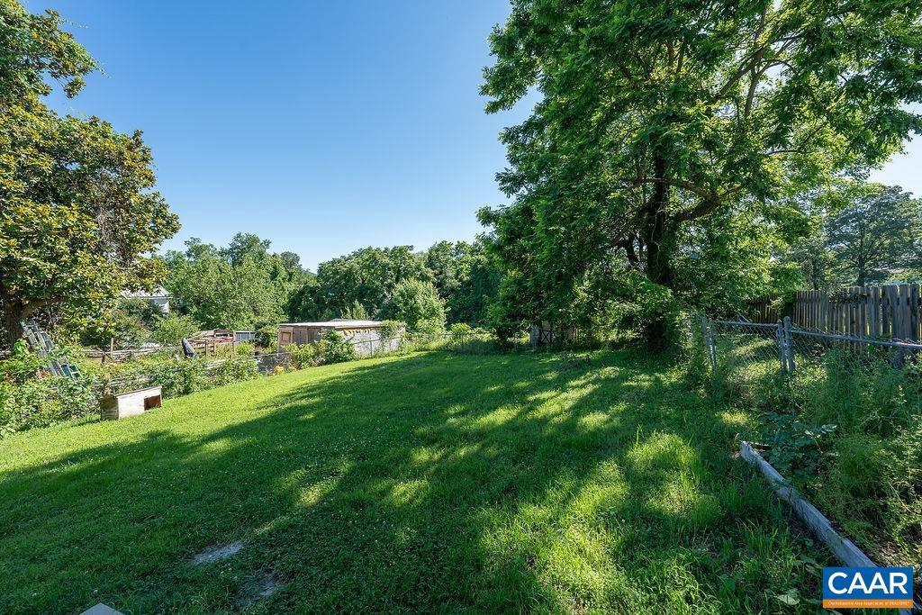 120 LANKFORD AVE, CHARLOTTESVILLE, Virginia 22902, 4 Bedrooms Bedrooms, ,2 BathroomsBathrooms,Residential,For sale,120 LANKFORD AVE,653331 MLS # 653331