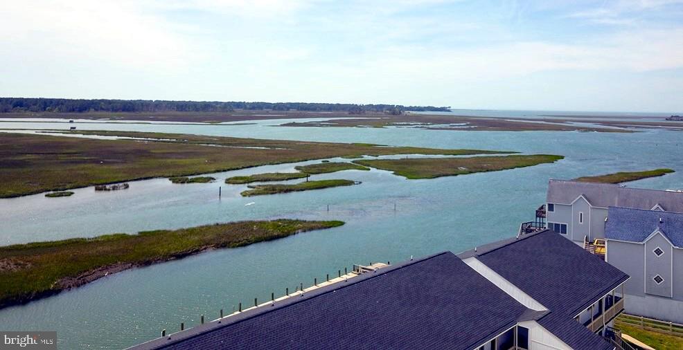 7622 EAST SIDE RD #202, CHINCOTEAGUE, Virginia 23336, 2 Bedrooms Bedrooms, ,2 BathroomsBathrooms,Residential,For sale,7622 EAST SIDE RD #202,VAAC2001236 MLS # VAAC2001236