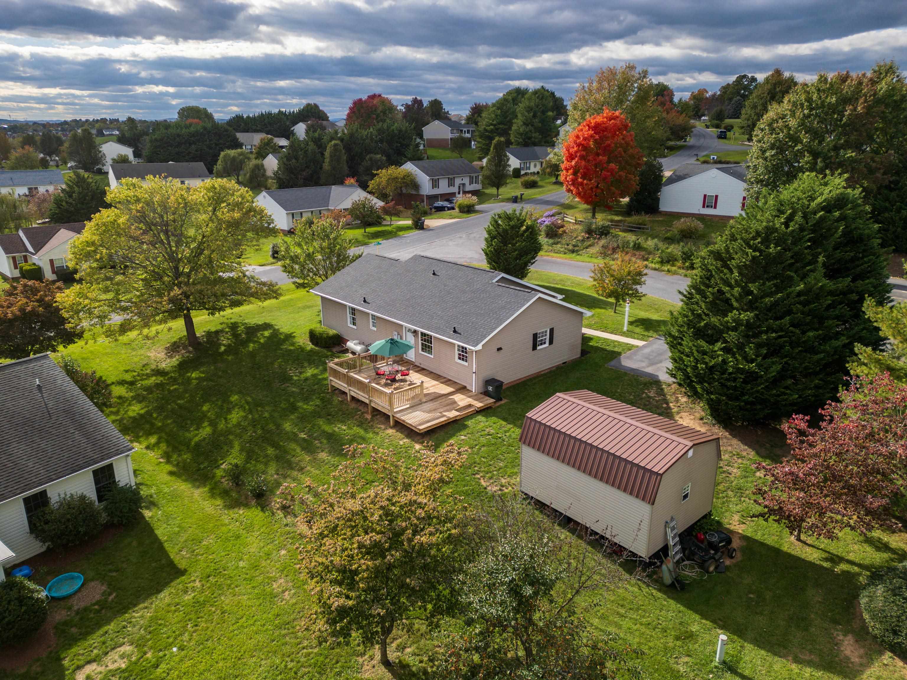 7 LOGAN LN, FISHERSVILLE, Virginia 22939, 3 Bedrooms Bedrooms, ,2 BathroomsBathrooms,Residential,7 LOGAN LN,658250 MLS # 658250