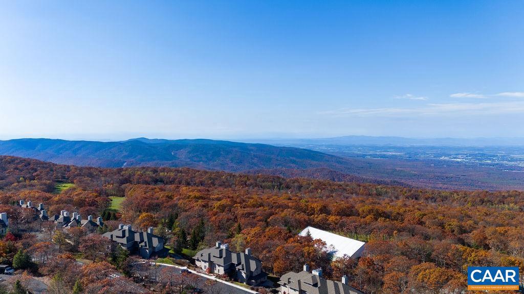 1556 VISTAS CONDOS #1556, ROSELAND, Virginia 22967, 2 Bedrooms Bedrooms, ,2 BathroomsBathrooms,Residential,For sale,1556 VISTAS CONDOS #1556,658255 MLS # 658255