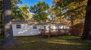 69 DEER HILL LN, STAUNTON, Virginia 24401, 2 Bedrooms Bedrooms, ,1 BathroomBathrooms,Residential,69 DEER HILL LN,658262 MLS # 658262