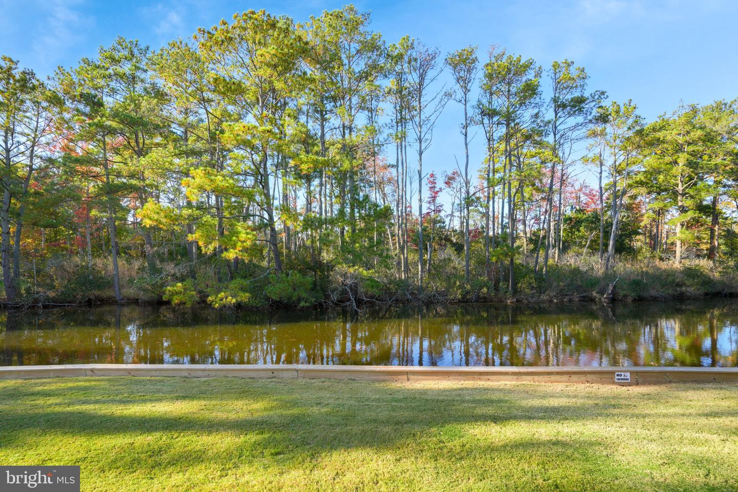 4113 BRADLEY LN, CHINCOTEAGUE, Virginia 23336, 2 Bedrooms Bedrooms, ,2 BathroomsBathrooms,Residential,For sale,4113 BRADLEY LN,VAAC2001422 MLS # VAAC2001422