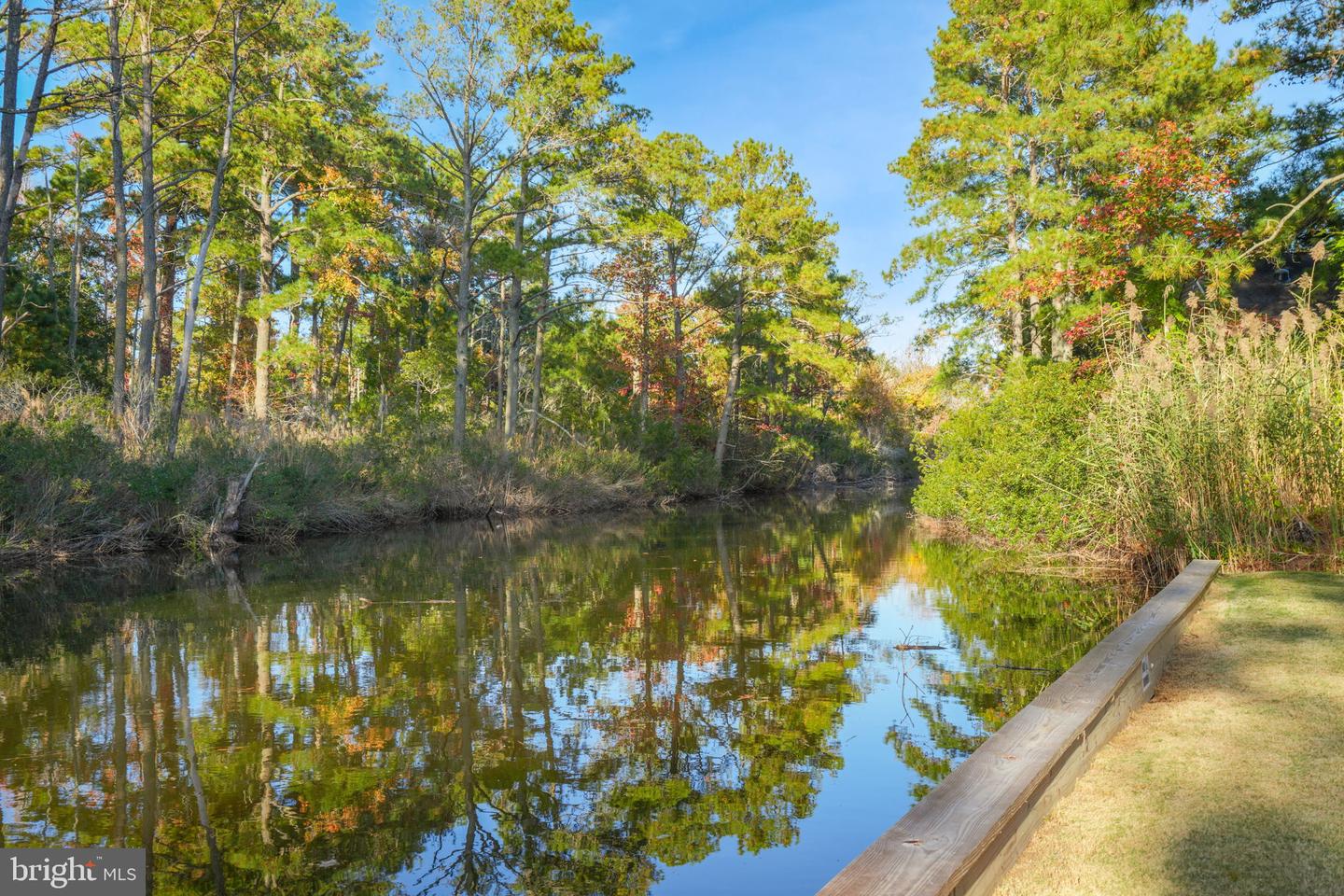 4113 BRADLEY LN, CHINCOTEAGUE, Virginia 23336, 2 Bedrooms Bedrooms, ,2 BathroomsBathrooms,Residential,For sale,4113 BRADLEY LN,VAAC2001422 MLS # VAAC2001422