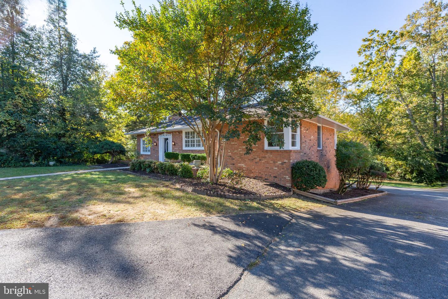 610 KINGS HWY, FREDERICKSBURG, Virginia 22405, 3 Bedrooms Bedrooms, ,2 BathroomsBathrooms,Residential,For sale,610 KINGS HWY,VAST2033106 MLS # VAST2033106