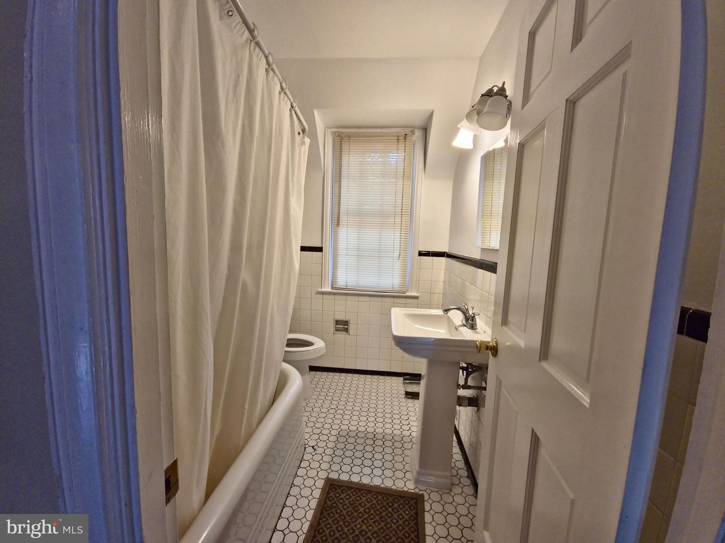 4715 BLAGDEN AVE NW, WASHINGTON, District Of Columbia 20011, 4 Bedrooms Bedrooms, ,3 BathroomsBathrooms,Residential,For sale,4715 BLAGDEN AVE NW,DCDC2163992 MLS # DCDC2163992