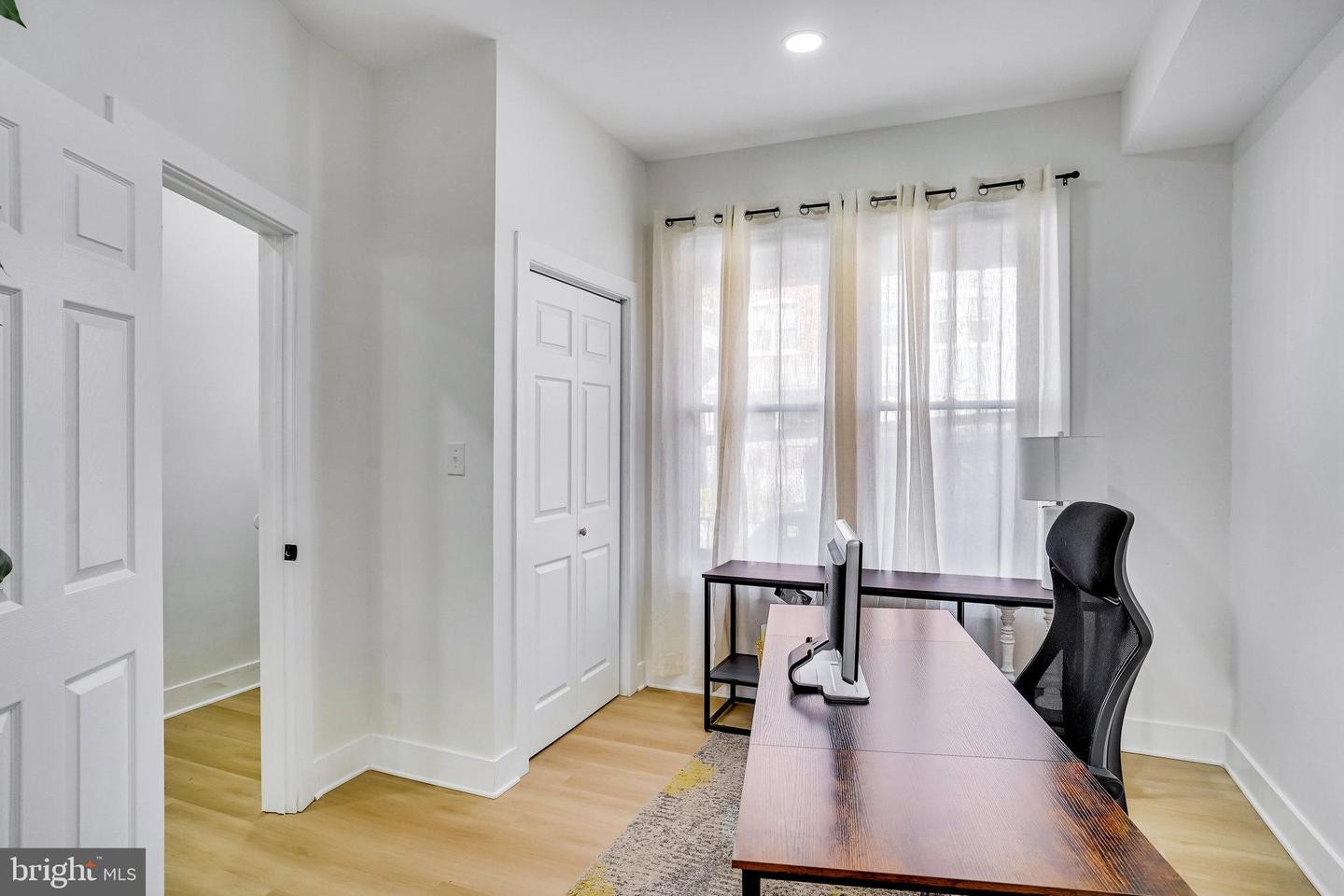 716 GRESHAM PL NW, WASHINGTON, District Of Columbia 20001, 4 Bedrooms Bedrooms, 10 Rooms Rooms,4 BathroomsBathrooms,Residential,For sale,716 GRESHAM PL NW,DCDC2166454 MLS # DCDC2166454