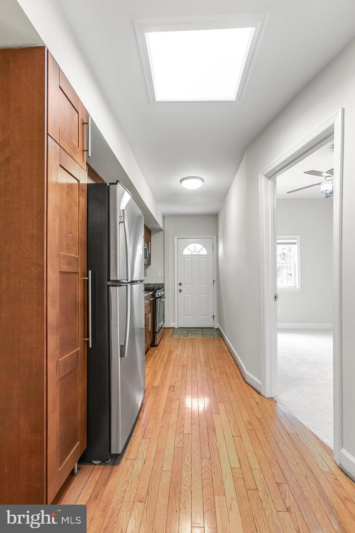 1229 18TH ST NE #201, WASHINGTON, District Of Columbia 20002, 2 Bedrooms Bedrooms, ,1 BathroomBathrooms,Residential,For sale,1229 18TH ST NE #201,DCDC2166564 MLS # DCDC2166564