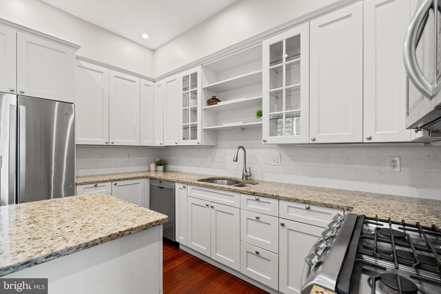 216 S ST NE, WASHINGTON, District Of Columbia 20002, 5 Bedrooms Bedrooms, ,2 BathroomsBathrooms,Residential,For sale,216 S ST NE,DCDC2147482 MLS # DCDC2147482